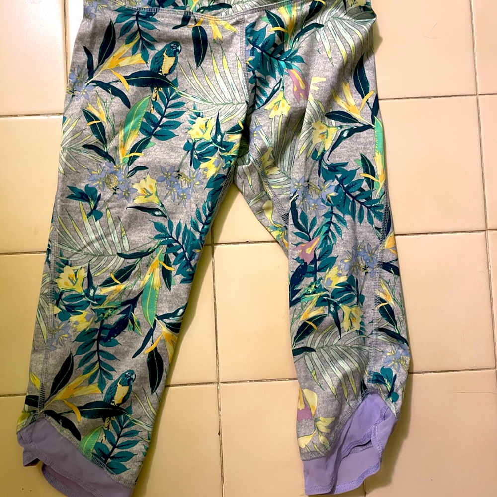 Old Navy capri leggings